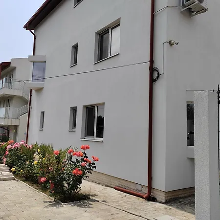 Casa Beyaz מנגליה